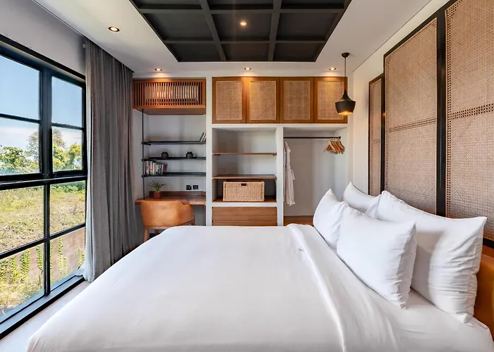 Resort Secana Beachtown & 5*