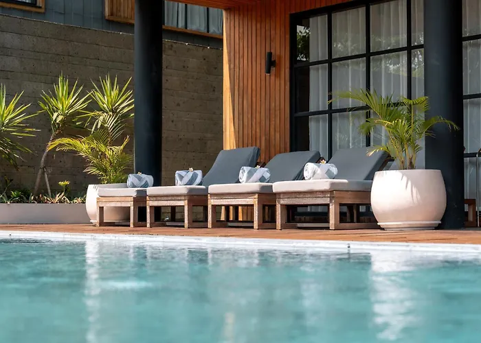 Secana Beachtown & 5*
